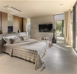 2 Bedroom Villa with Infinity Pool in Buzet, Istria, Sleeps 4